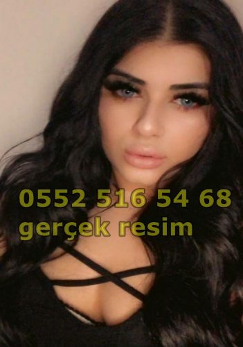 İlgili Bir Escort