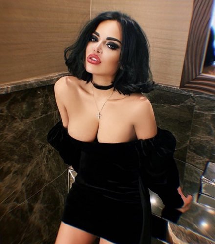 Öpüşmeyi Ve Sevişmeyi Seven Ataşehir Escort