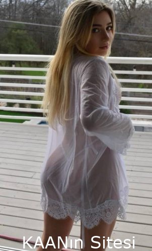 Eve Gelen Üç Bayan Escort